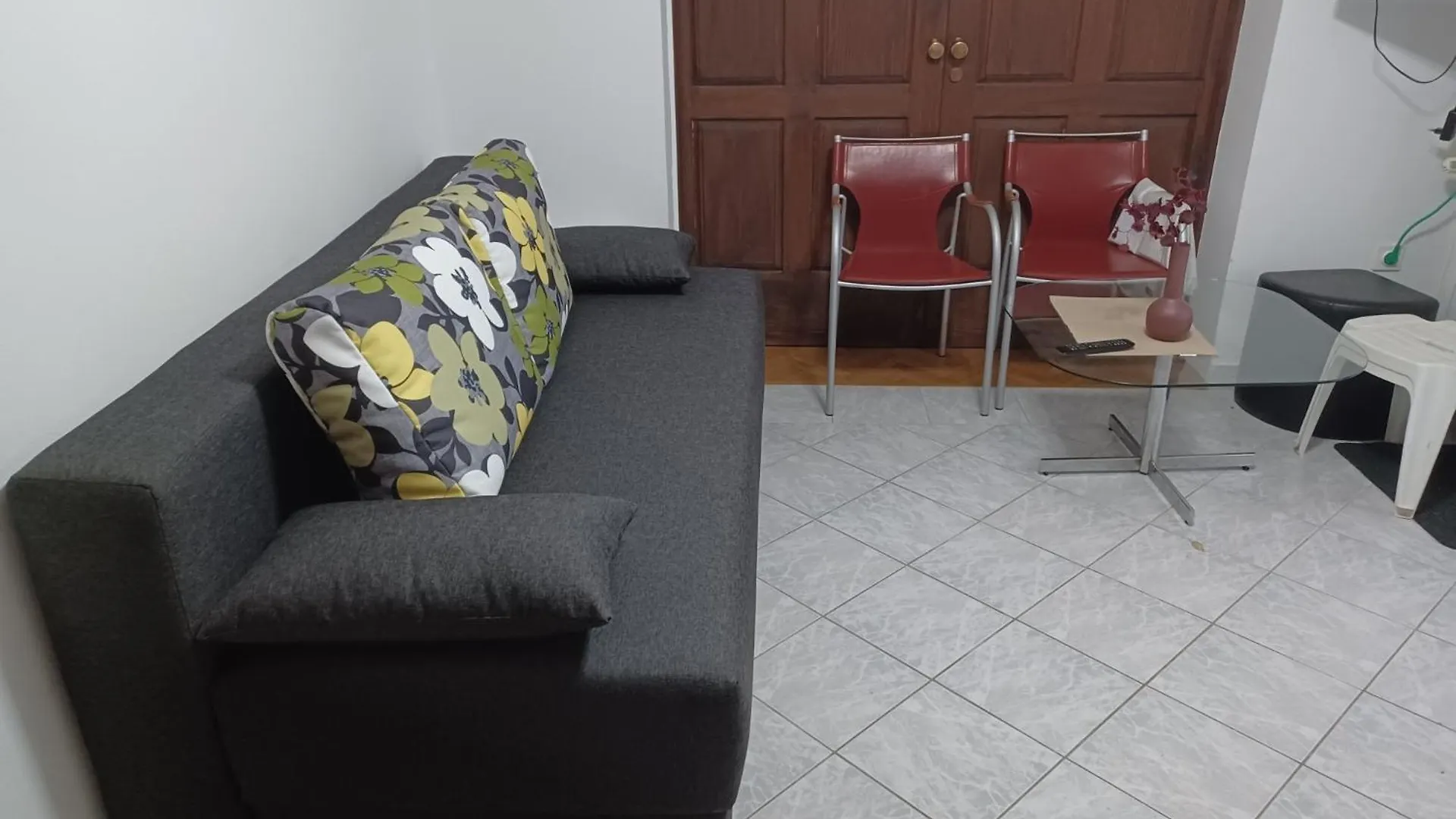 펜션 Petrcane House